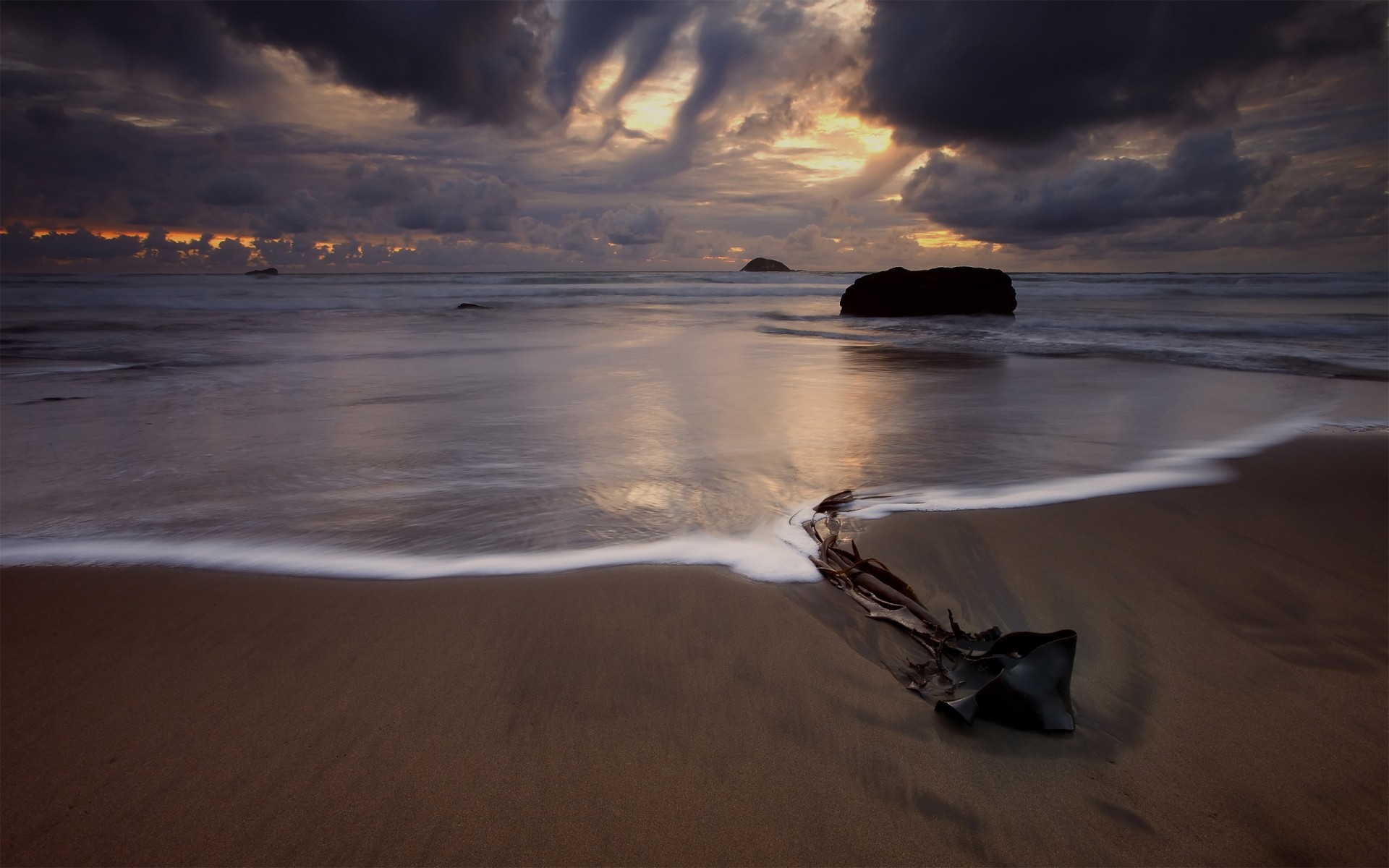 landscapes sunset beach water ocean sea evening seashore sand dawn dusk seascape landscape travel sun storm surf sky reflection summer clouds