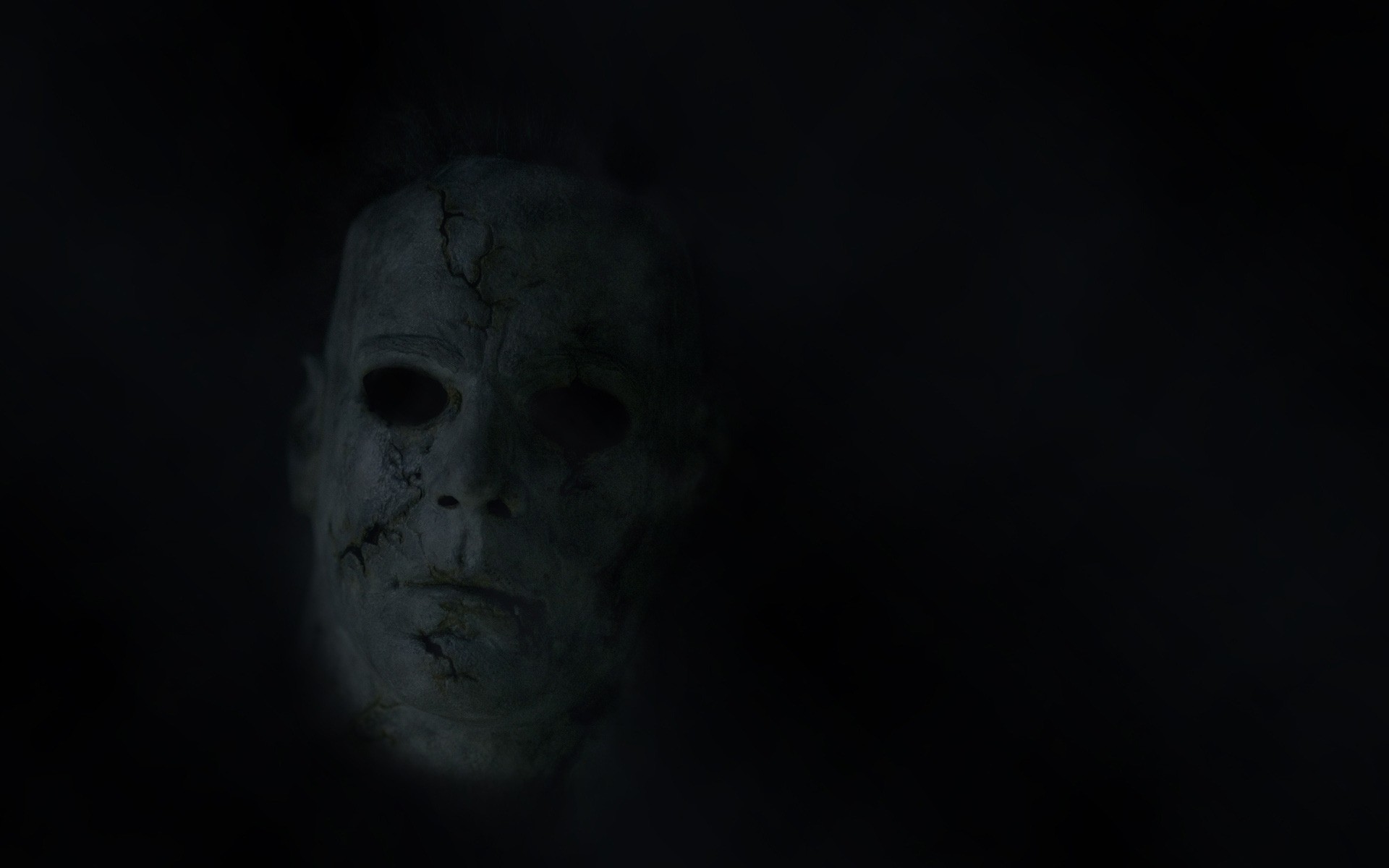 halloween portrait horror face dark moon scary fear eerie one art skittish skull mask adult vicious stone