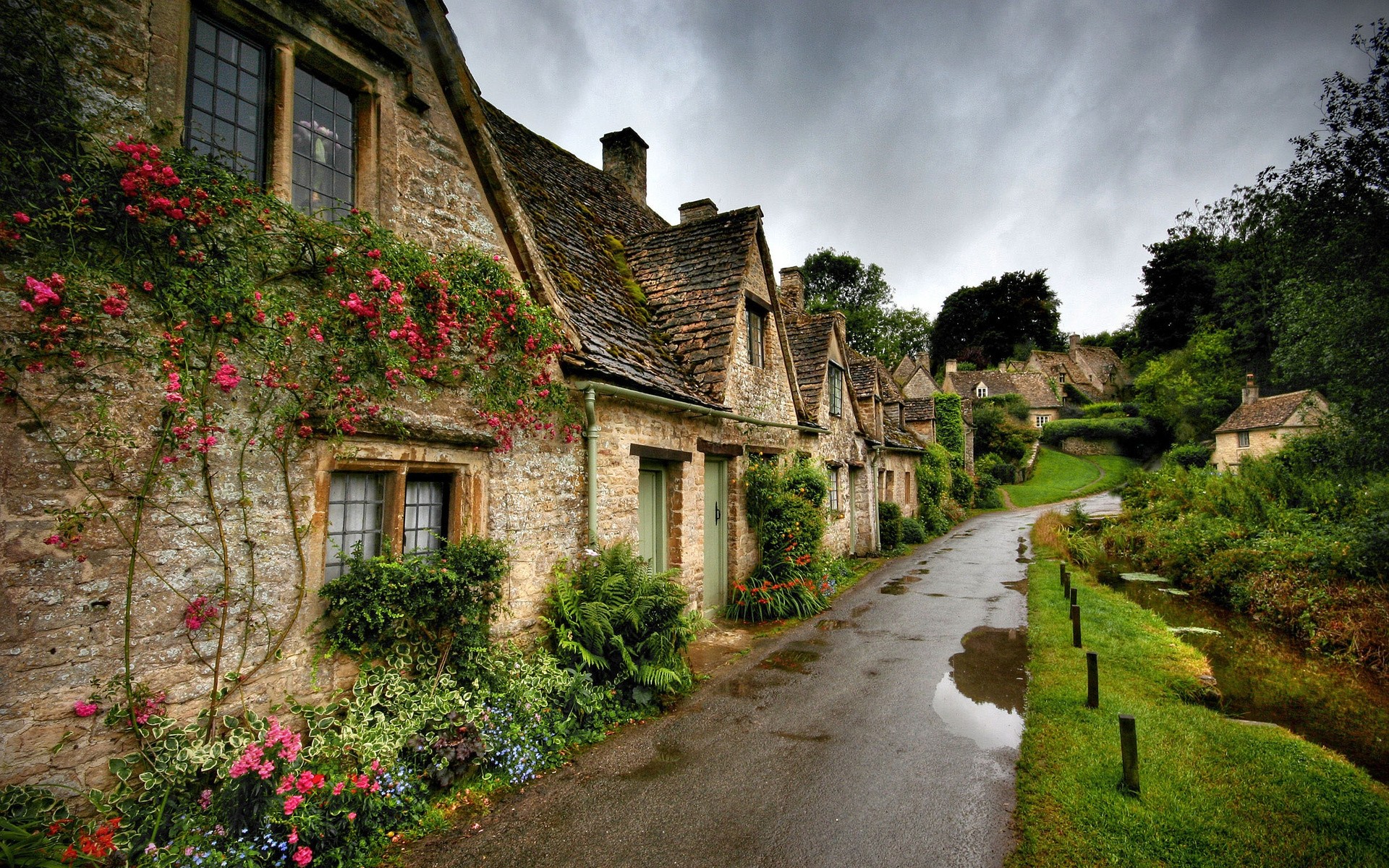 landscapes architecture house building travel old garden home street bungalow outdoors family plants flowers road way photo hdr