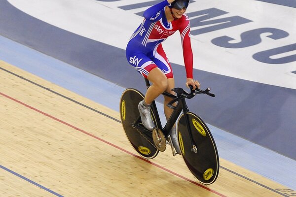 Olympic Games cyclist race on the track