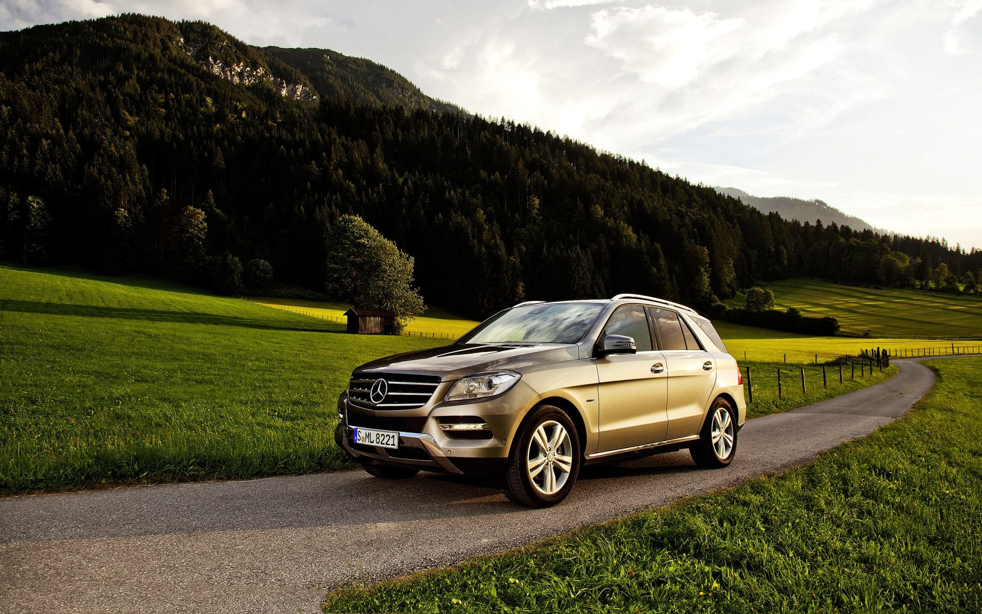 mercedes-benz car vehicle road asphalt landscape transportation system travel grass pavement mercedes ml 2013 mercedes benz ml