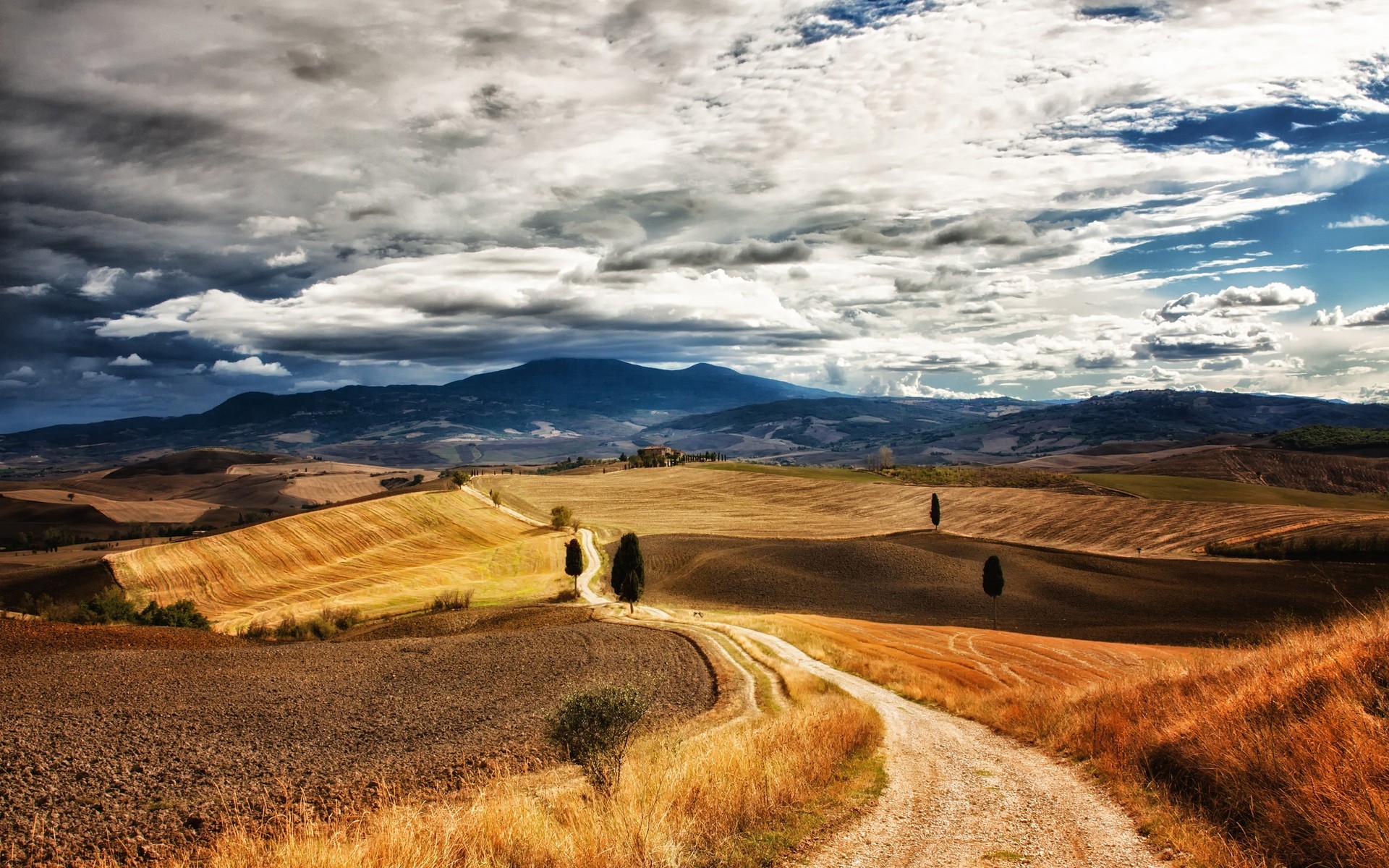italy landscape desert sky travel nature dry outdoors scenic sunset mountain rock barren dawn road sand hill arid tuscany toscany background