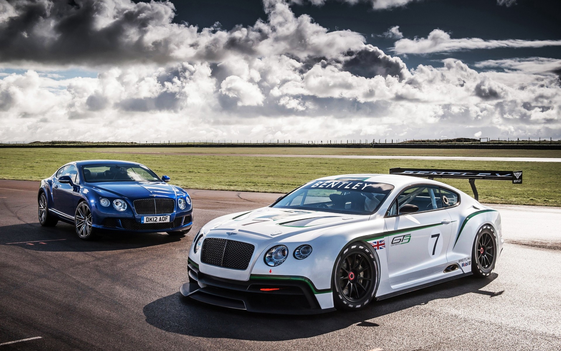 bentley car blacktop asphalt hurry vehicle pavement noon fast race transportation system wheel action automotive drive coupe road bentley continental gt3