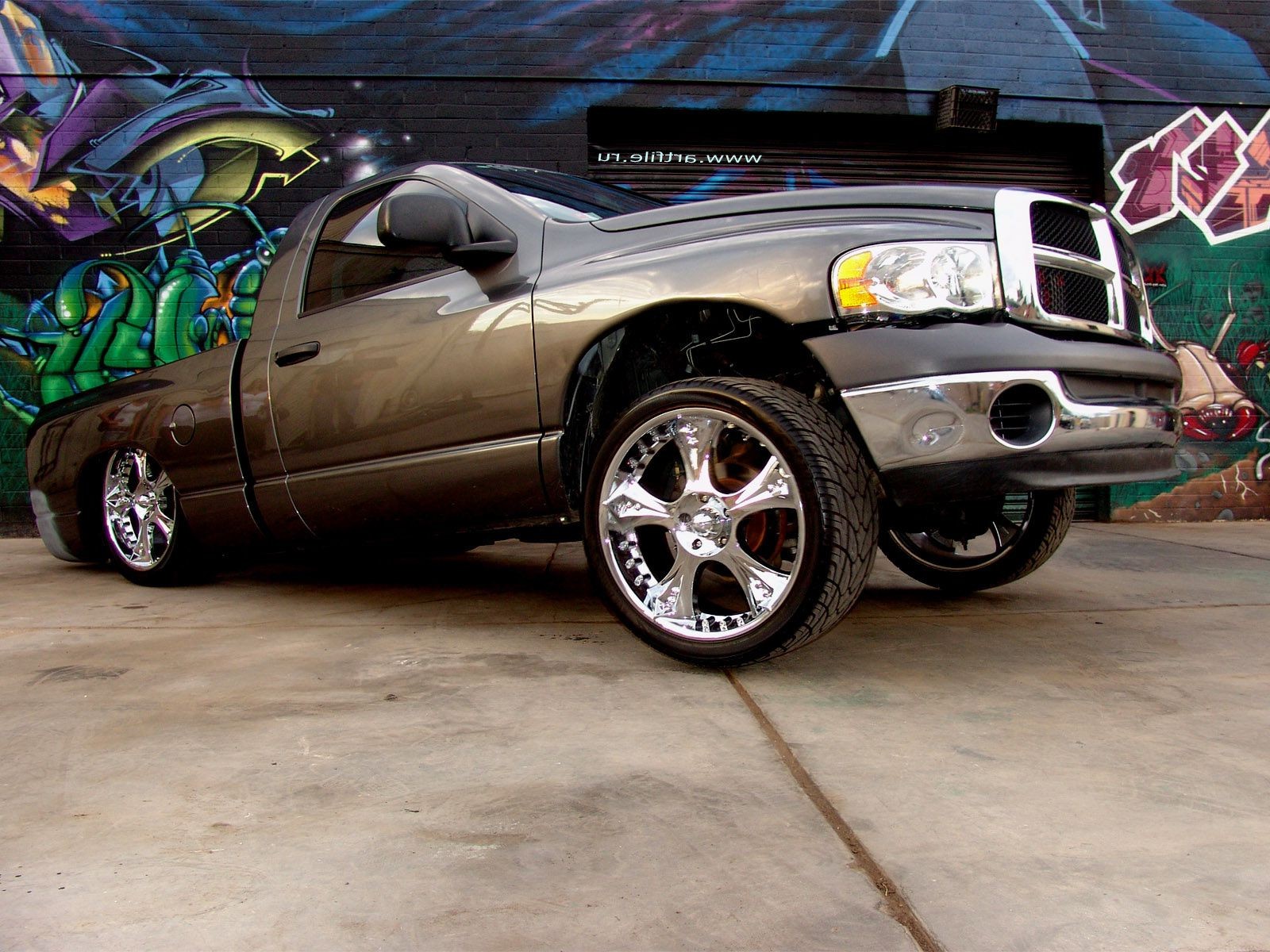 suvs car vehicle transportation system drive wheel show automotive exhibition fast classic race