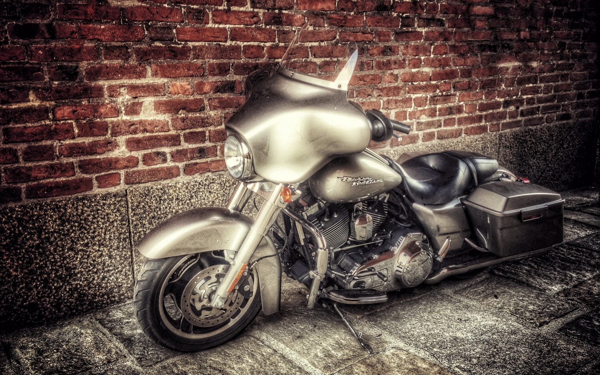 harley davidson bike wheel vintage old retro classic vehicle transportation system motorbike hdr gorgeous