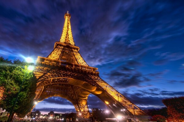 Eiffel tower against the blue sky