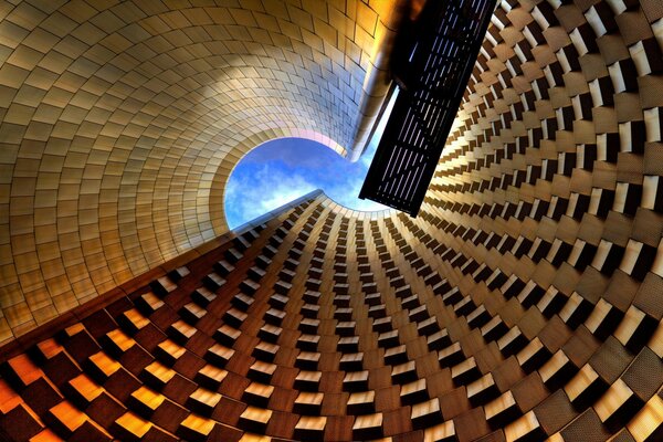 The sky in the gap of a futuristic house-well
