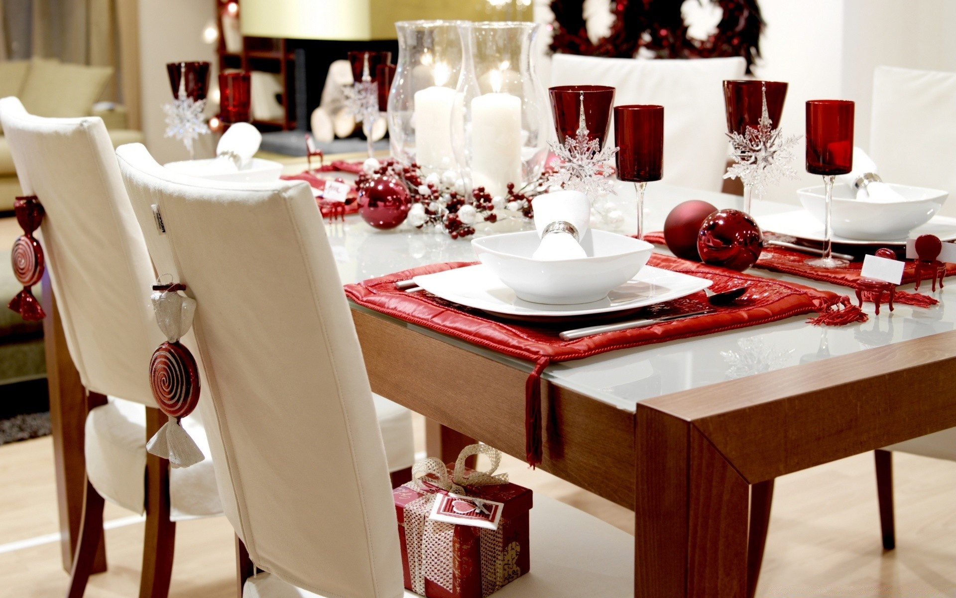 house and comfort furniture table chair tableware room luxury interior design dining inside cutlery indoors seat tablecloth contemporary place setting hotel lamp decoration elegant restaurant