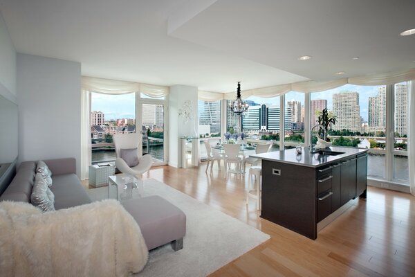 High-quality turnkey renovation of the premises with furniture
