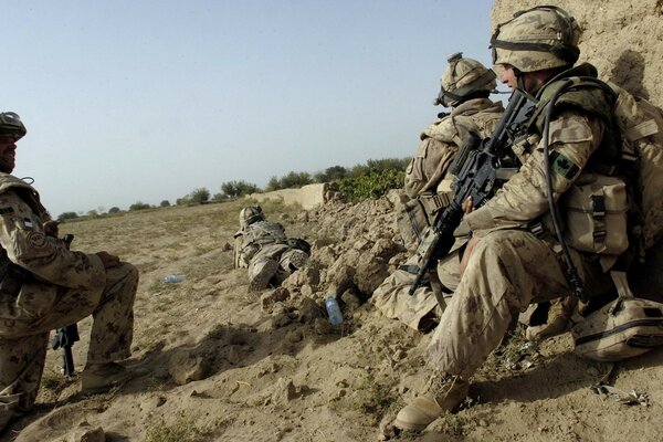 Army special forces on vacation photos