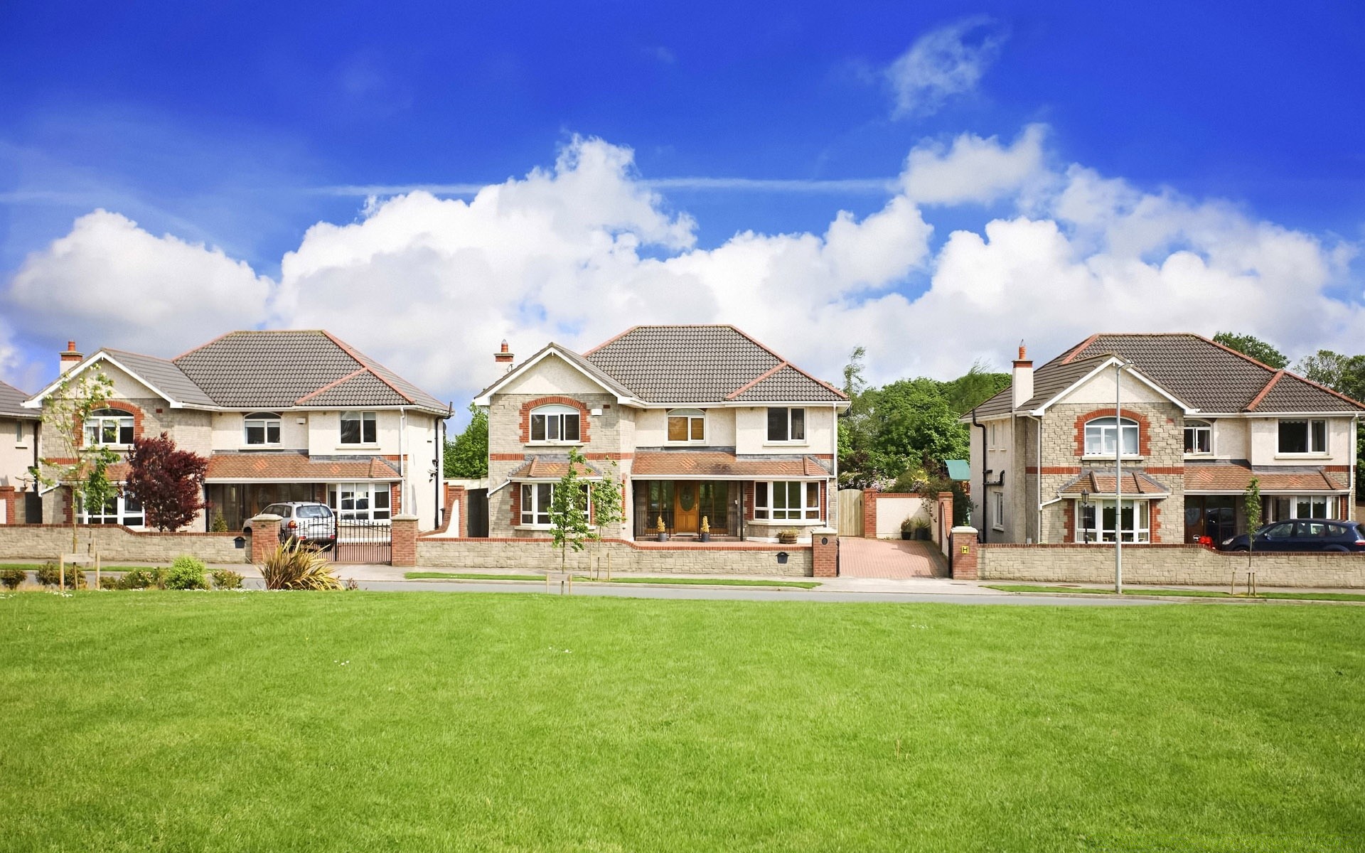 house and comfort house home lawn family real estate property residential mortgage architecture yard suburb residence grass building realty mansion suburban luxury