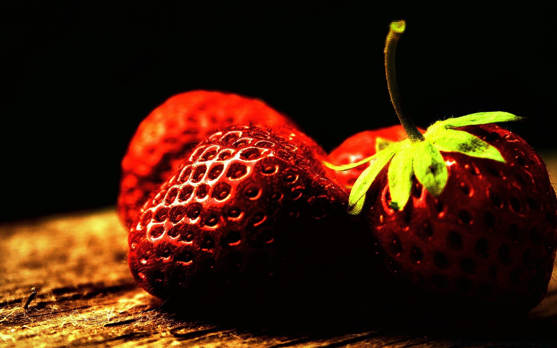 fruit strawberry berry food grow confection juicy delicious shining sweet nature one still life health leaf agriculture nutrition