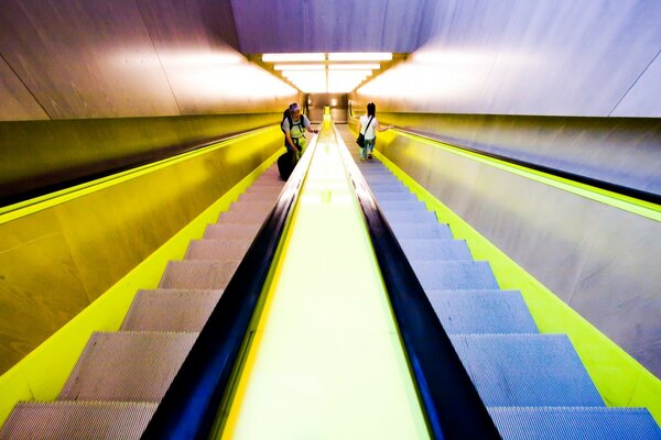 Metro and other underground travel