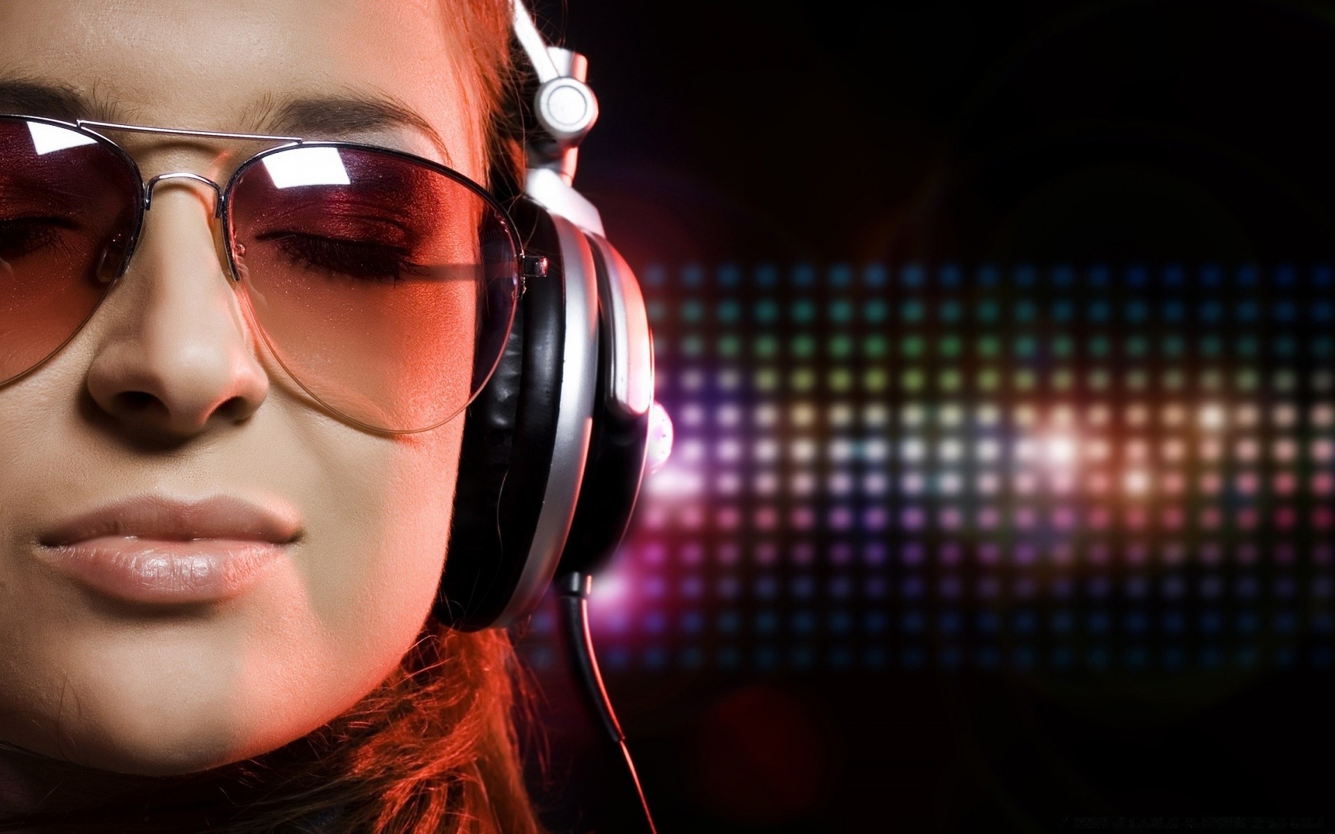 music disco sound woman pop concert sunglasses