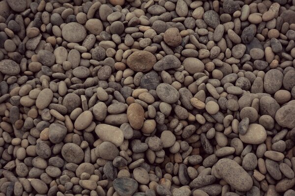 Text photo of pebbles on the beach