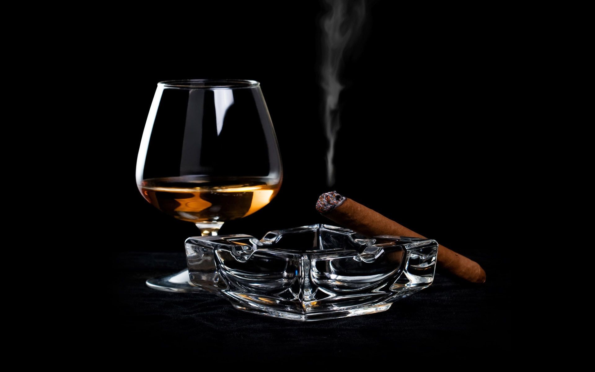 drinks drink glass wine whisky cognac alcohol liquor liquid desktop scotch bottle bar dark intoxicated amber bourbon addiction hot