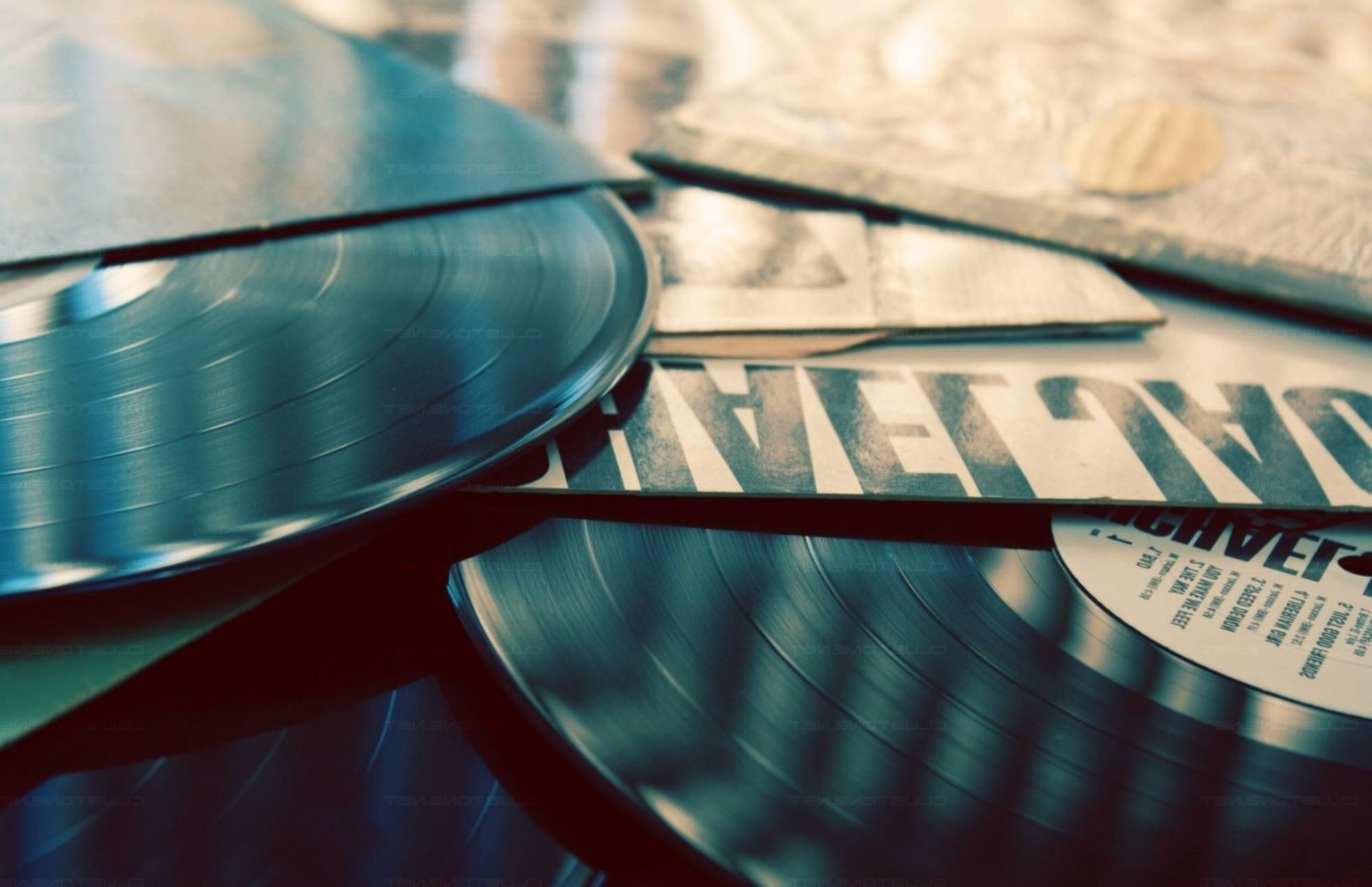 music business travel city reflection glass tube street urban