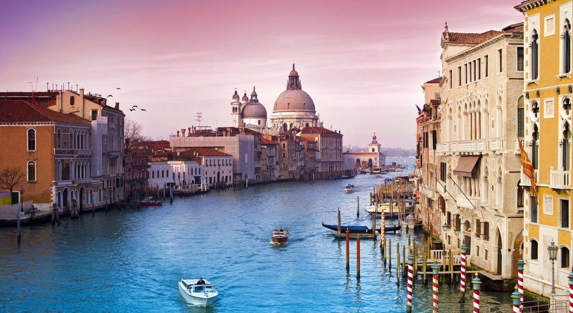 city gondola venetian canal architecture travel water building tourism gondolier cityscape town reflection outdoors dusk sky sight old bridge