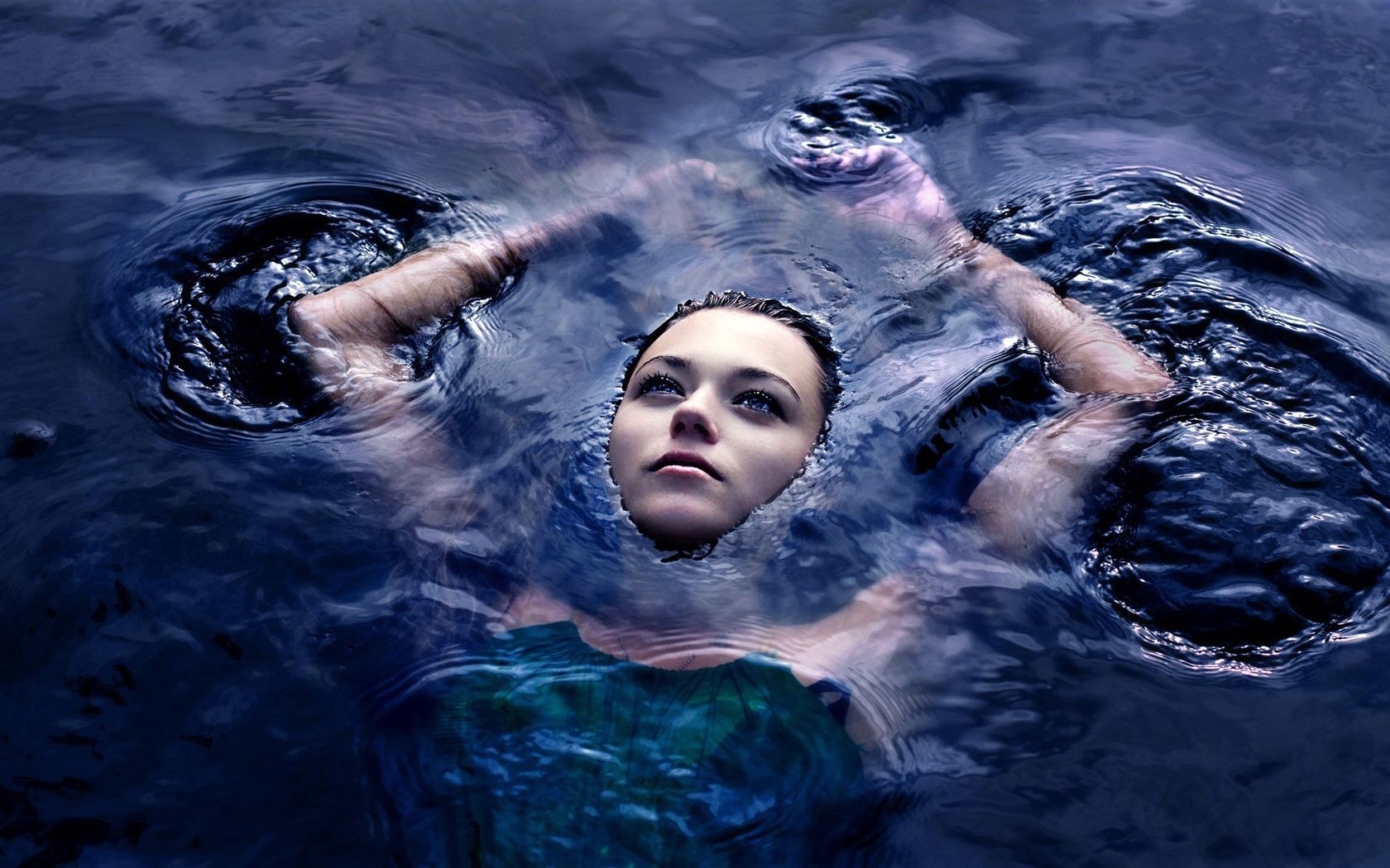 girls in water water ocean wet splash sea underwater wave