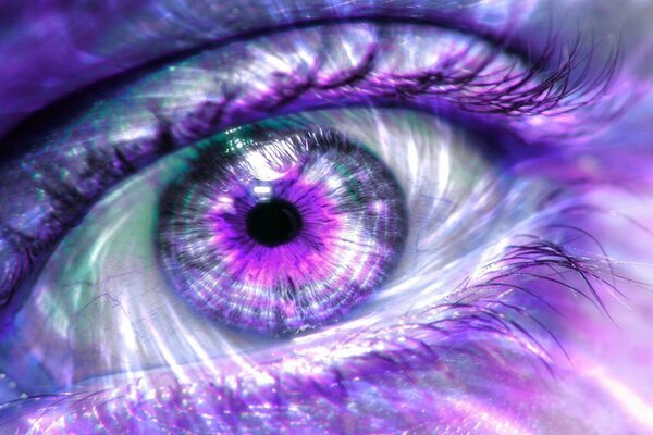 A beautiful eye with an overflow of purple color