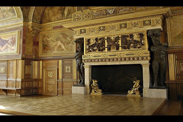 Huge fireplace as a work of art in the palace