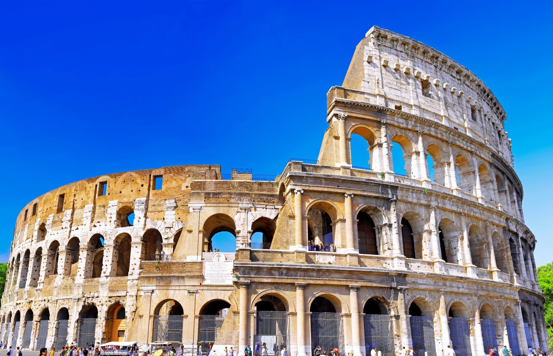 ancient architecture architecture colosseum amphitheater ancient stadium travel old building landmark sky monument famous tourism gladiator historic ruin outdoors arch stone