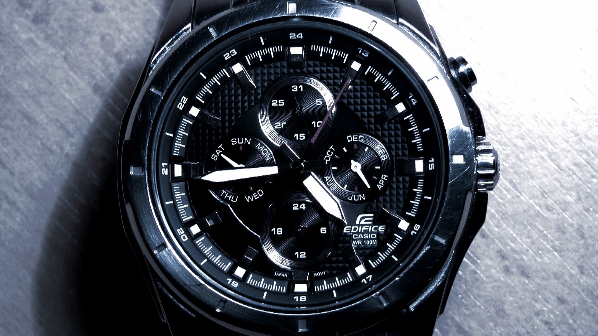 macro watch clock time precision