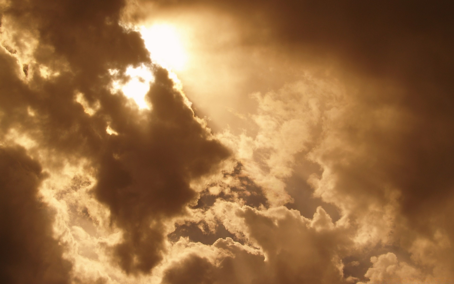 the sky sky weather sun heaven fair weather nature outdoors sunset dramatic light meteorology storm landscape moody rain puffy daylight atmosphere evening
