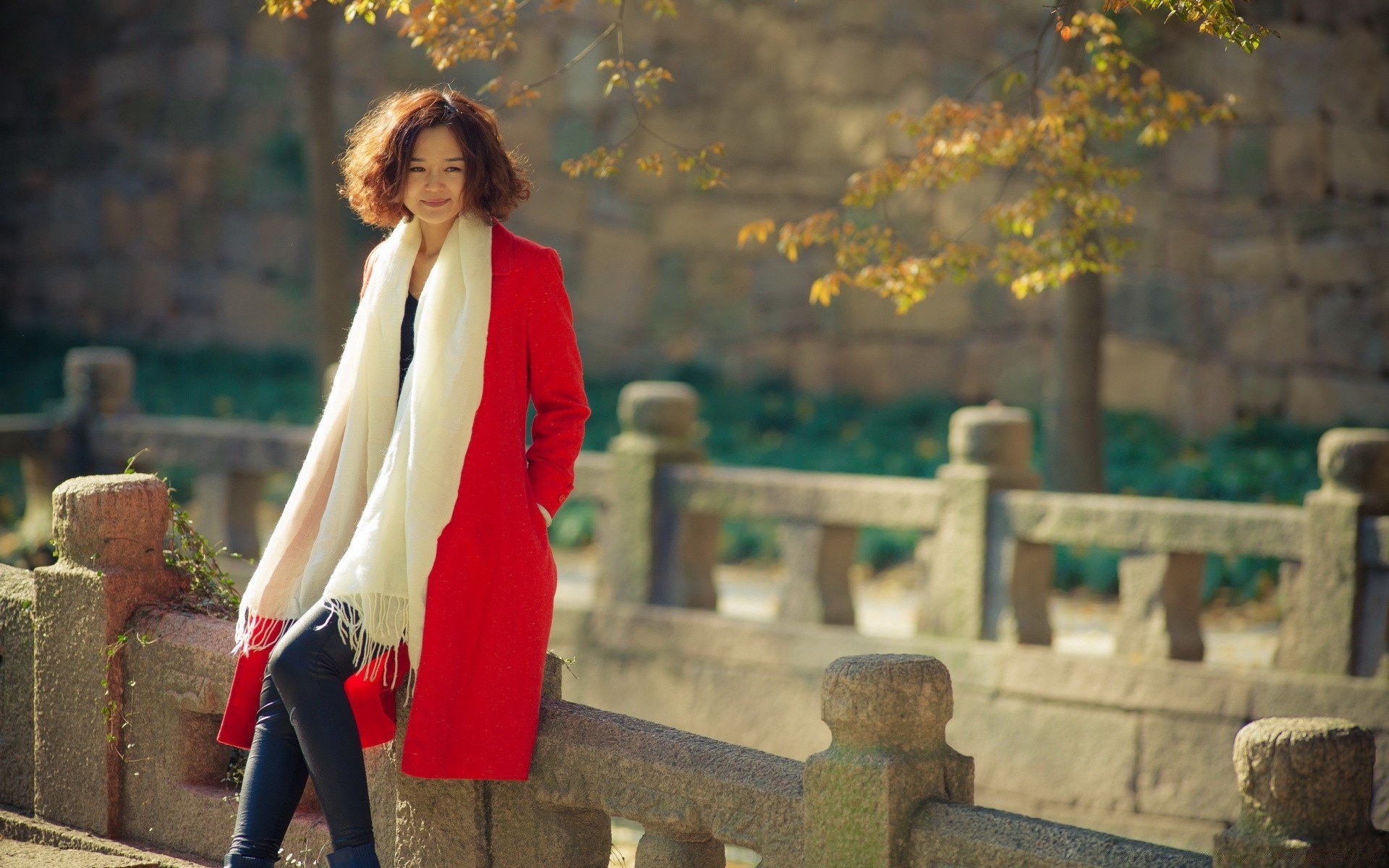 autumn woman adult portrait outdoors one girl fall wear daylight city travel street