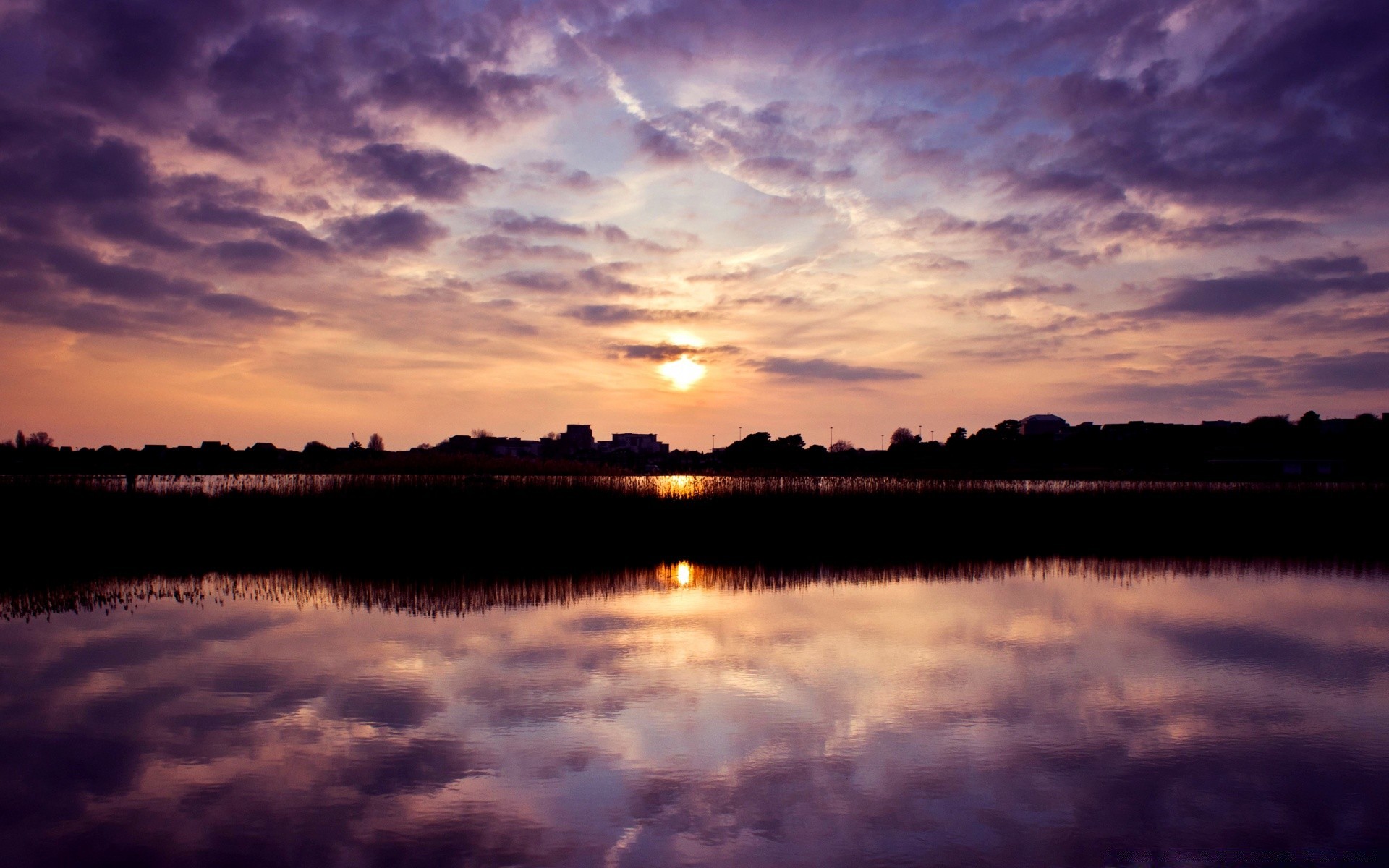 lake sunset dawn water sun reflection nature dusk landscape sky evening fair weather river cloud