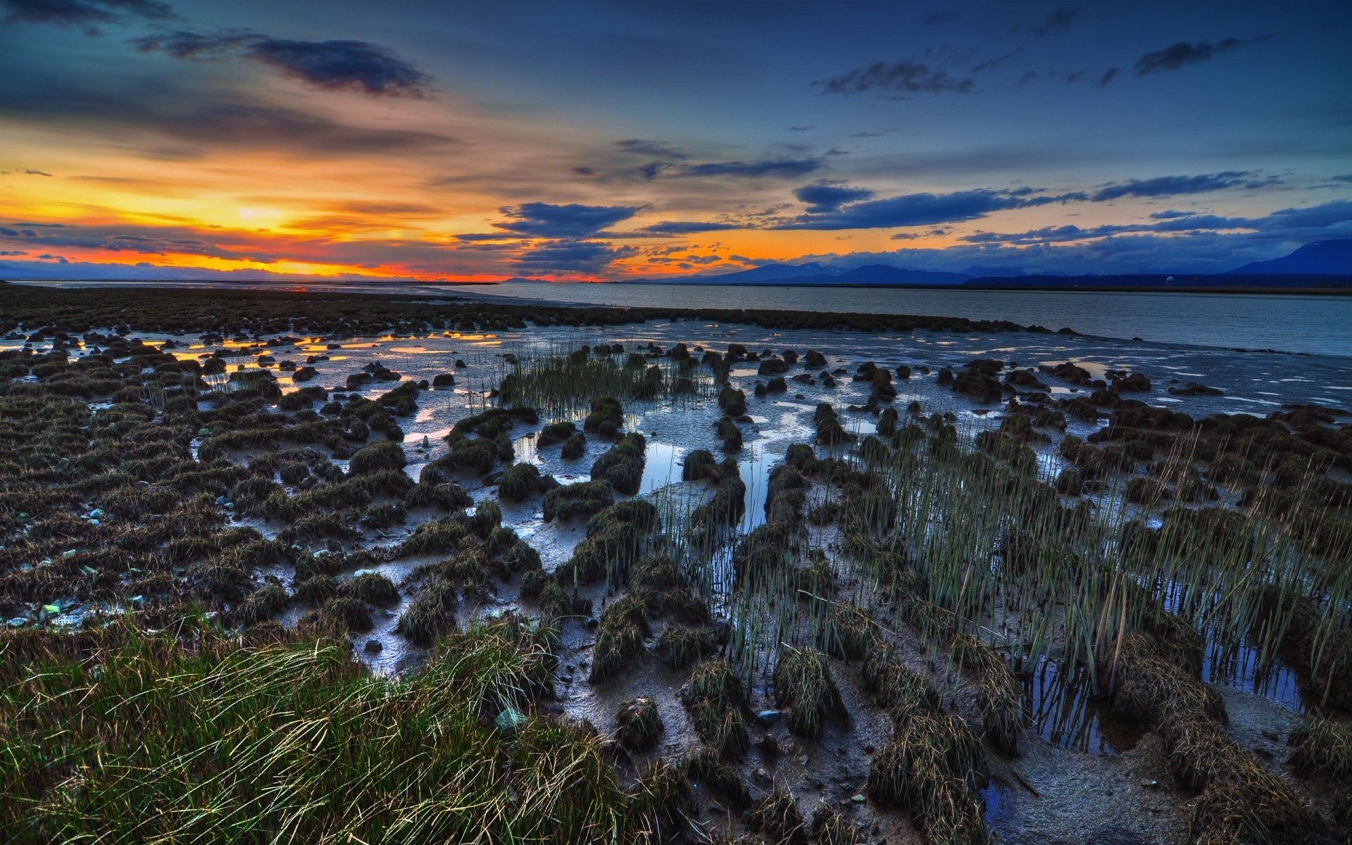 lake water sunset landscape sea seashore beach ocean sky dusk evening nature dawn travel seascape scenic rock outdoors reflection light