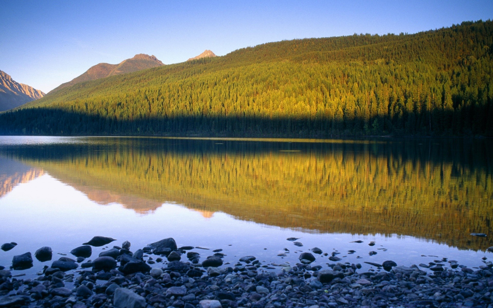 lake water landscape reflection outdoors nature scenic mountain travel sky river wood snow fall dawn