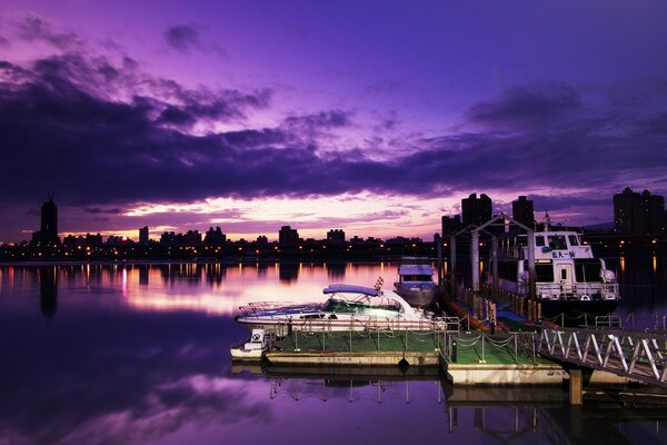 Empty pier on the evening lake