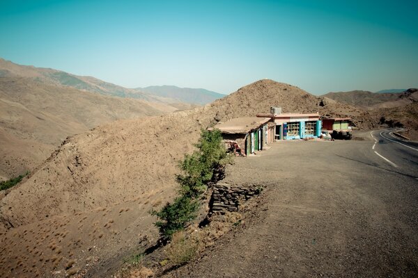 Travel in Africa the road to the mountains