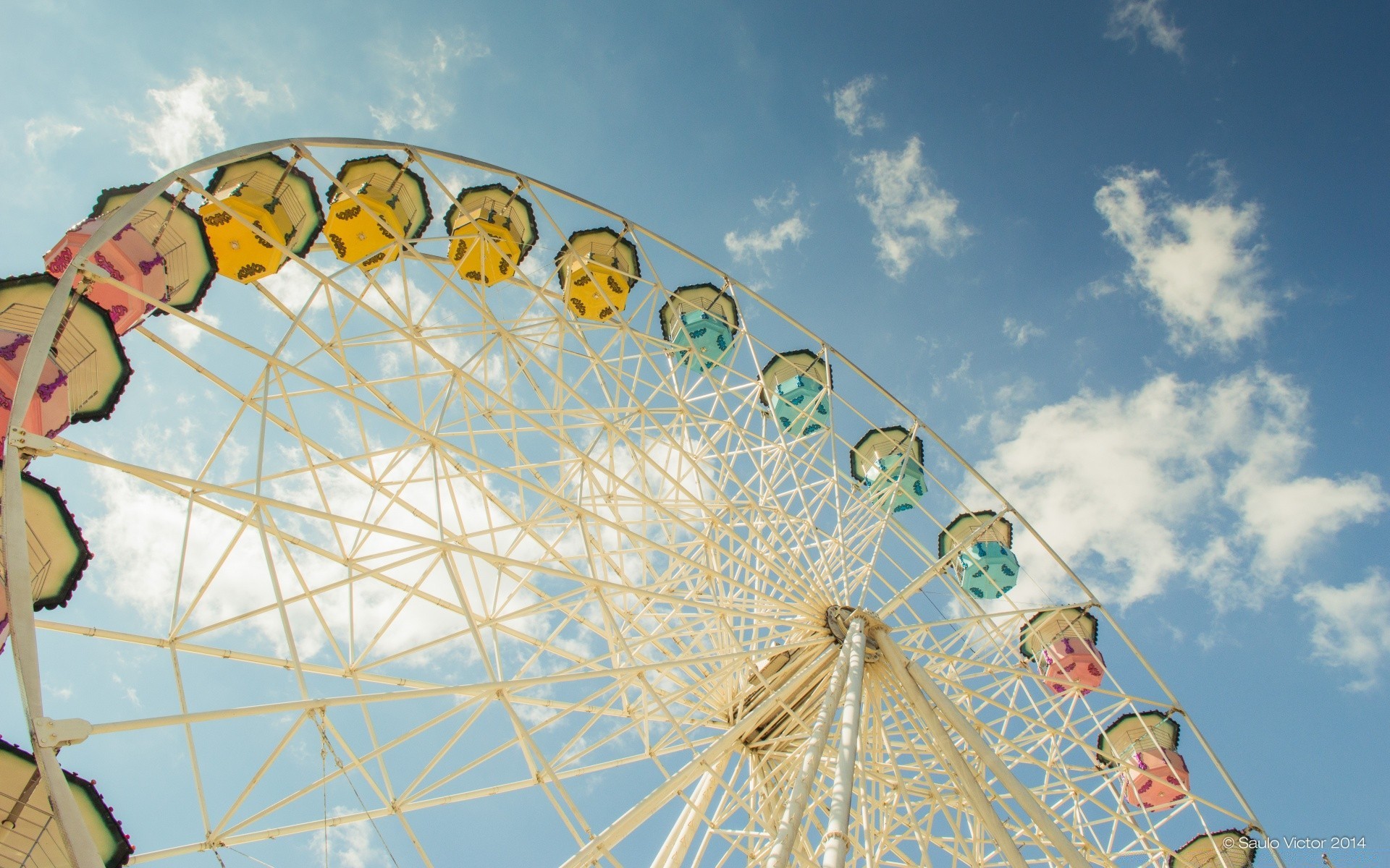 america carnival entertainment carousel fairground ferris wheel wheel circus fun exhilaration sky festival round spin leisure pleasure high observation height