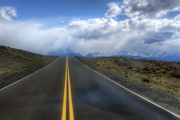 The road to the heavenly cloud Castle