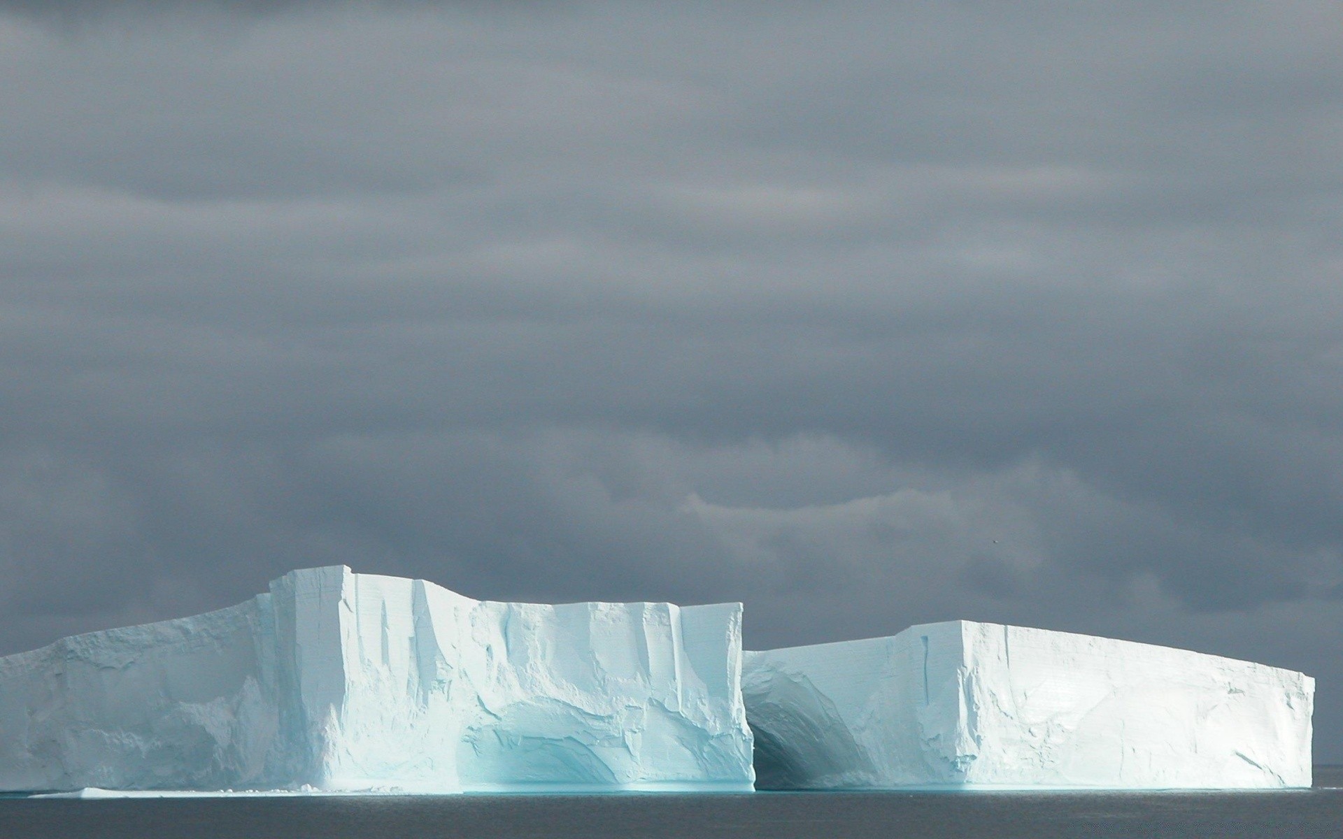 antarctica ice snow iceberg frosty winter glacier cold water melting frozen nature sky sea mountain greenland travel landscape climate change swimming