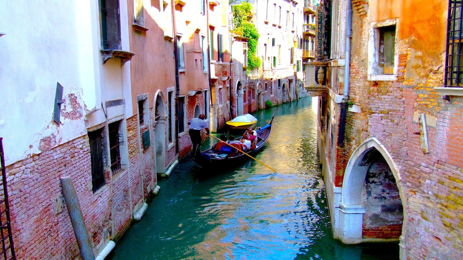 europe canal gondola venetian street water house architecture boat old travel city urban traditional reflection gondolier town building vacation outdoors